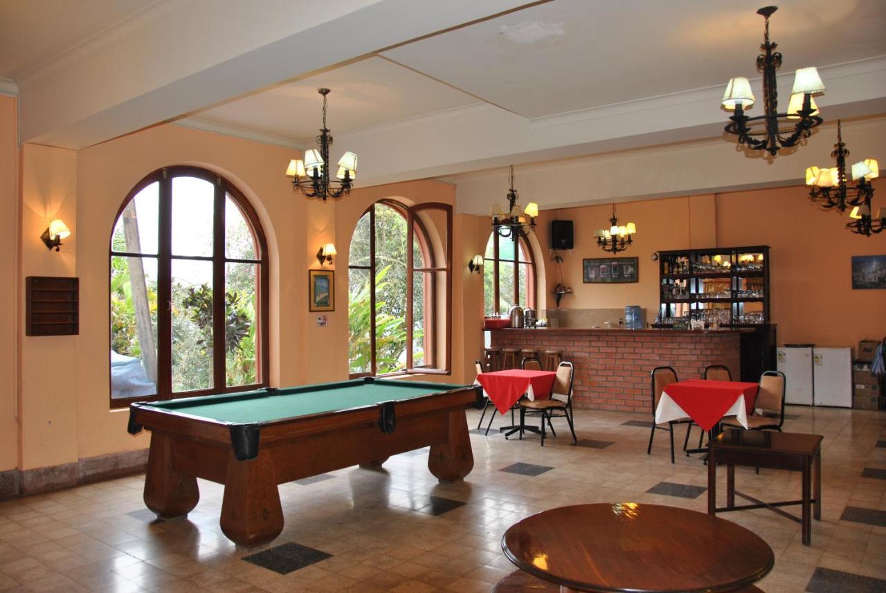 Hotel Gloria Коройко Екстериор снимка